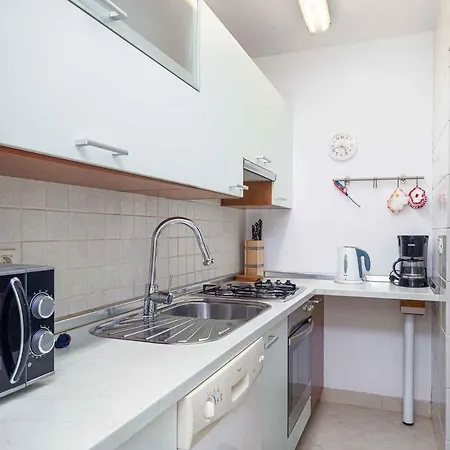 Appartement In Porec/istrien 9884 Poreč