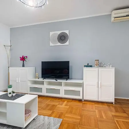 In Porec/istrien 9884 Appartement